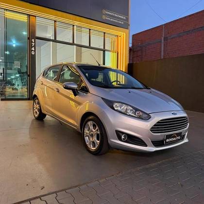 FORD FIESTA 1.5 SE HATCH 16V FLEX 4P MANUAL FORD FIESTA 1.5 SE HATCH 16V FLEX 4P MANUAL